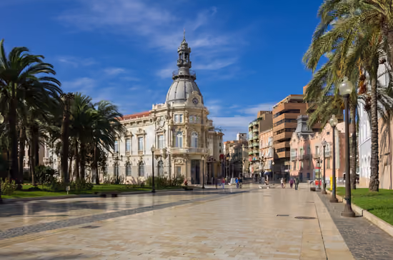 Palacio Consistorial y paseo de Cartagena